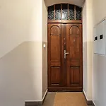 Apartamenty Tespis - Historic House Next To The Cathedral In The City Centre